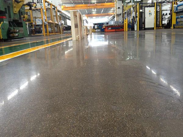 環(huán)氧地坪PK密封固化劑地坪，哪個(gè)你更喜歡？