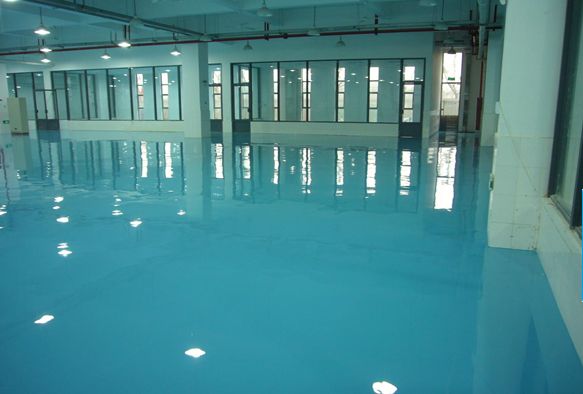 耐磨地坪漆施工廠家如何解決環(huán)氧地坪起灰、起砂問題？