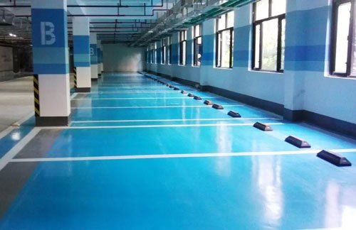 環(huán)氧地坪漆施工公司告訴你，地坪臟了可以這樣做